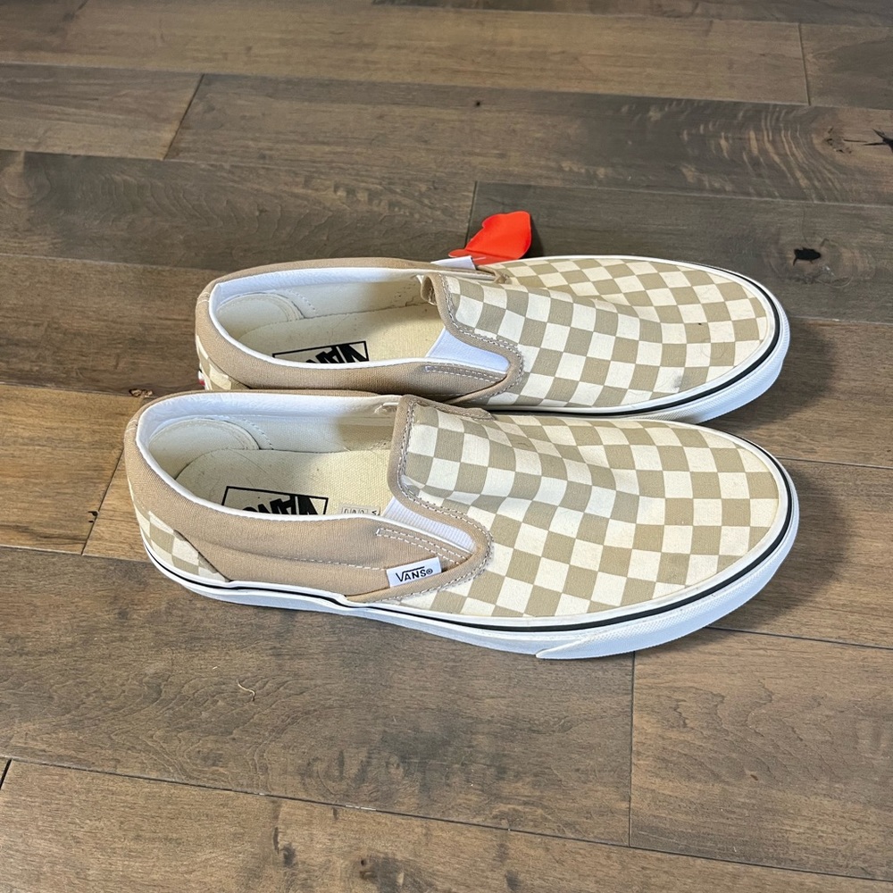 Vans Women’s 10.5 NWT